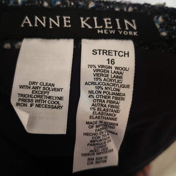 LAST CHANCE SALE Anne Klein navy tweed skirt - Picture 3 of 3